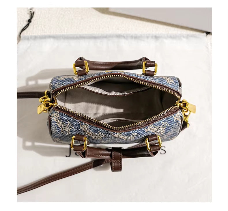 Valentina Duffle